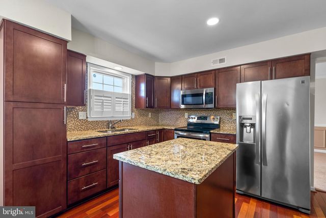 8308 FOUNDERS TER, Fort Washington, MD 20744