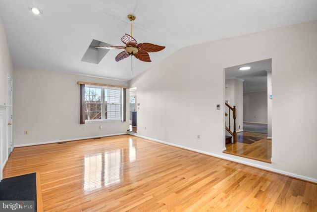 8308 FOUNDERS TER, Fort Washington, MD 20744