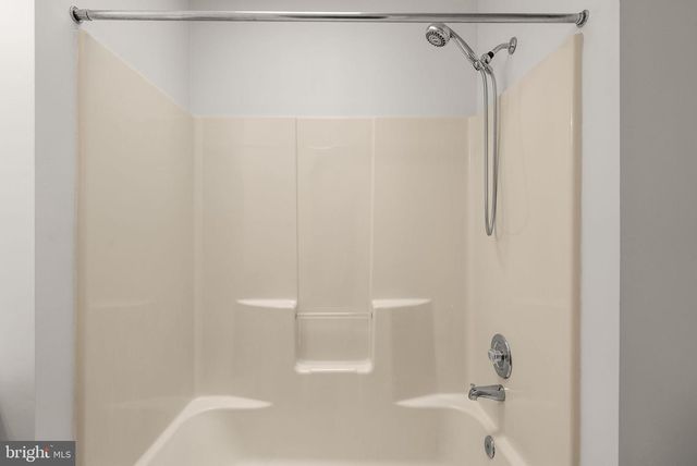 8308 FOUNDERS TER, Fort Washington, MD 20744