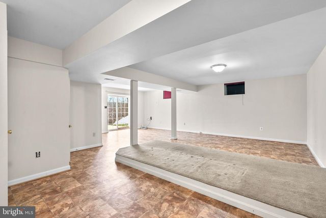 8308 FOUNDERS TER, Fort Washington, MD 20744