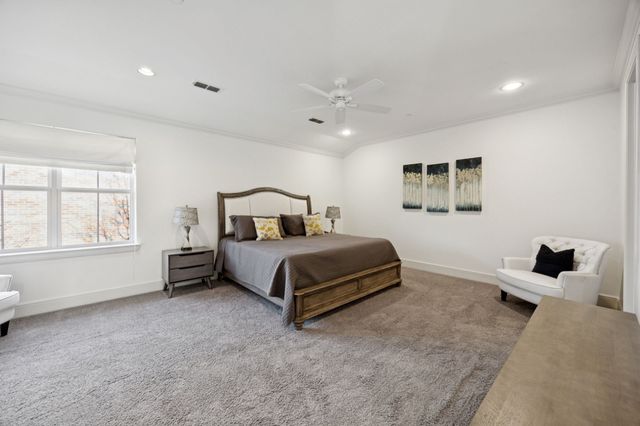 7700 Eastern Avenue 702, Dallas, TX 75209