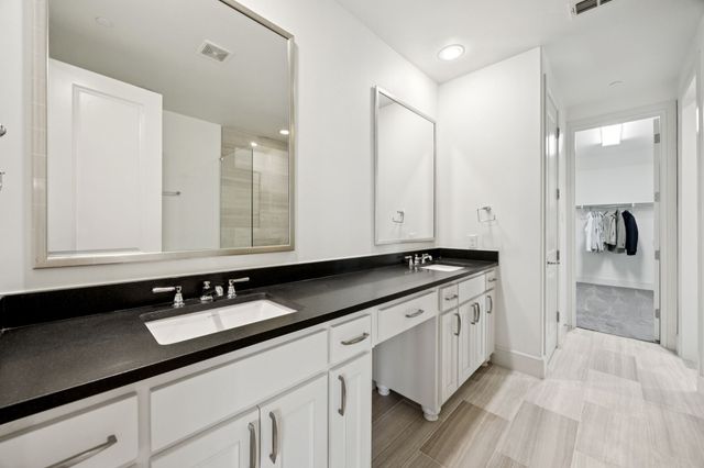 7700 Eastern Avenue 702, Dallas, TX 75209