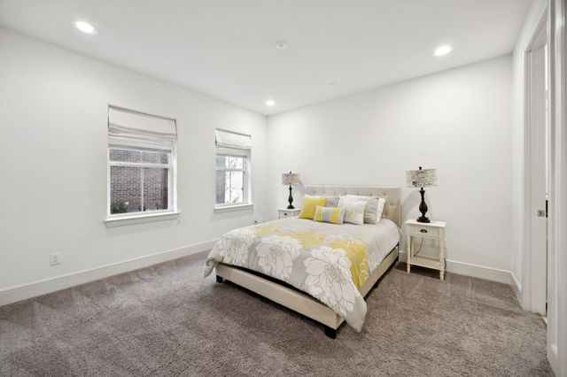 7700 Eastern Avenue 702, Dallas, TX 75209