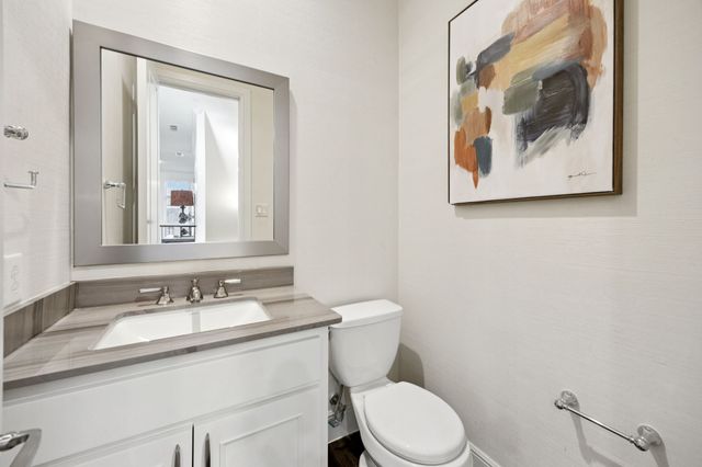7700 Eastern Avenue 702, Dallas, TX 75209