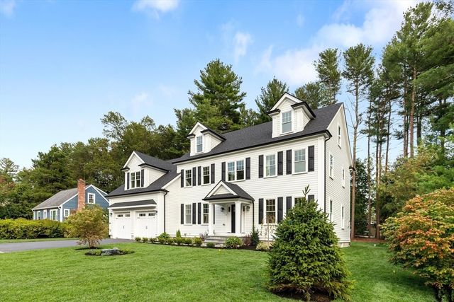 12 Pleasant St, Burlington, MA 01803