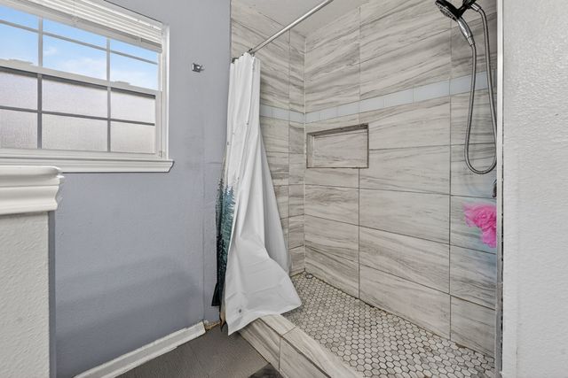 3445 Pinebrook Drive, Dallas, TX 75241