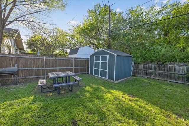 3445 Pinebrook Drive, Dallas, TX 75241