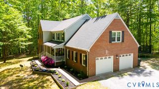 12601 W Patrick Henry Rd, Ashland, VA 23005