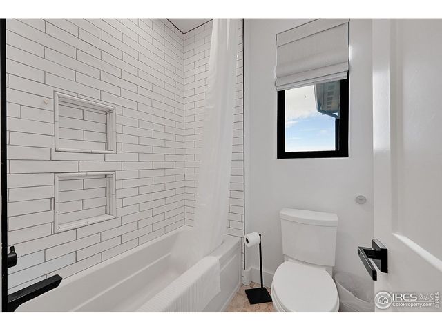 50 Skyhawk Way, Parker, CO 80138