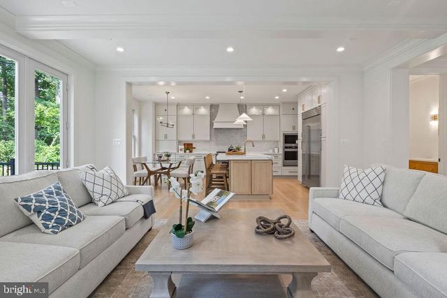 5317 MCKINLEY ST, Bethesda, MD 20814