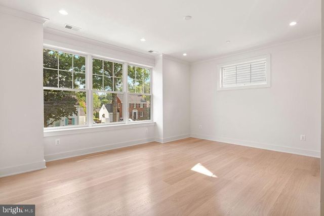5317 MCKINLEY ST, Bethesda, MD 20814