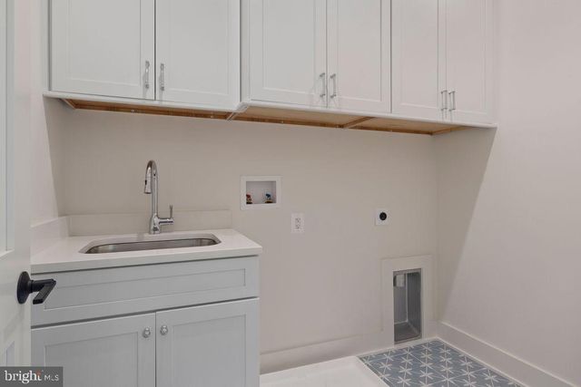 5317 MCKINLEY ST, Bethesda, MD 20814