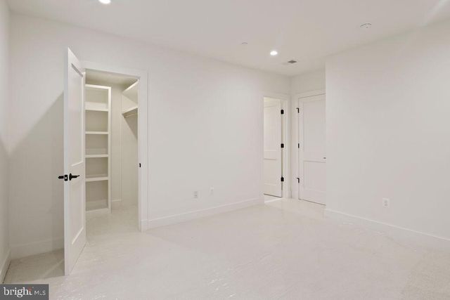 5317 MCKINLEY ST, Bethesda, MD 20814