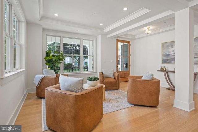 5317 MCKINLEY ST, Bethesda, MD 20814