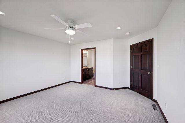 3976 Gemstone Road, Marion, IA 52302