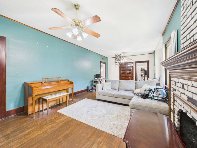 738 S Laura Ave, Wichita, KS 67211