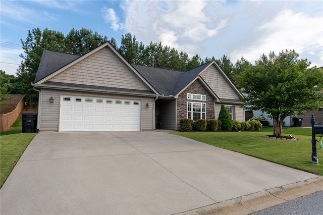 1012 Whirlaway Circle, Anderson, SC 29621
