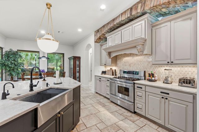 28102 Emerald Oaks, Magnolia, TX 77355