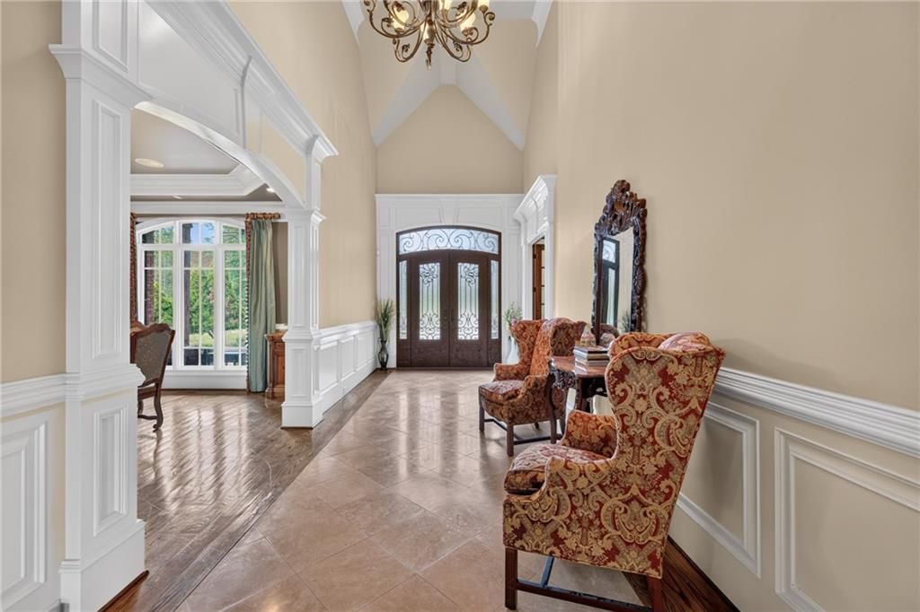 Image 11 of property listing at 4984 Donald Drive, Loganville, GA 30052