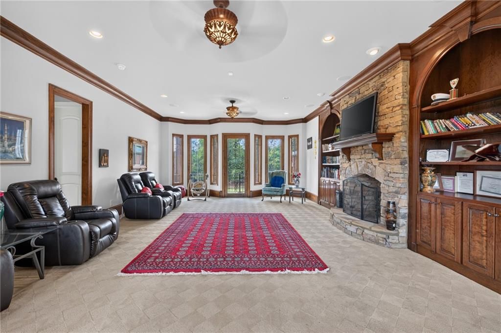 Image 29 of property listing at 4984 Donald Drive, Loganville, GA 30052