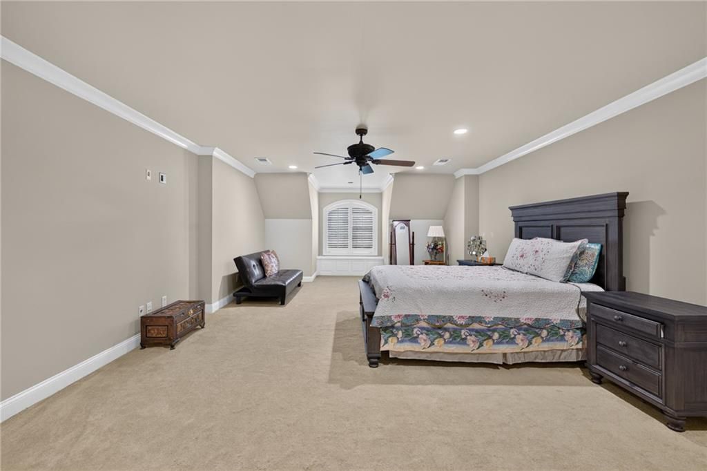 Image 36 of property listing at 4984 Donald Drive, Loganville, GA 30052