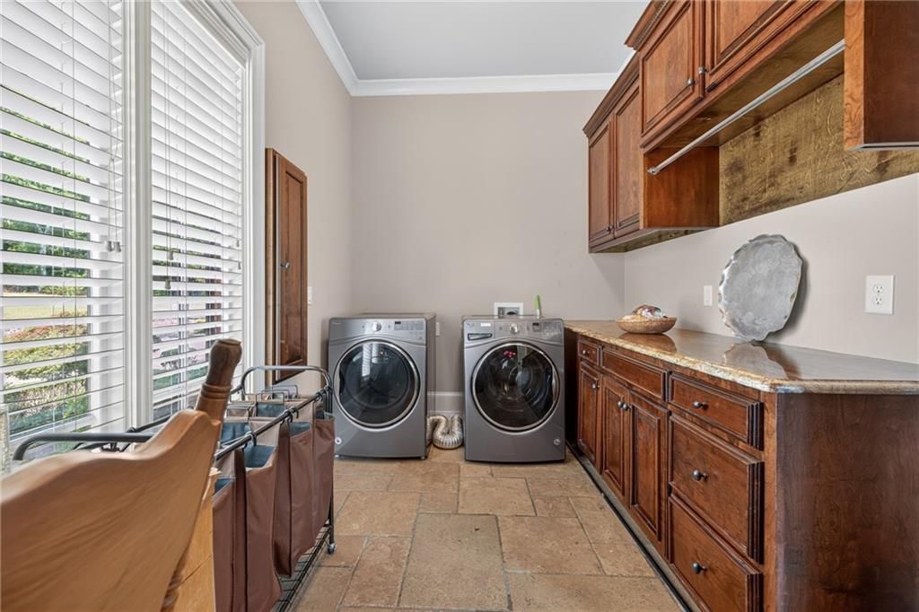 Image 40 of property listing at 4984 Donald Drive, Loganville, GA 30052