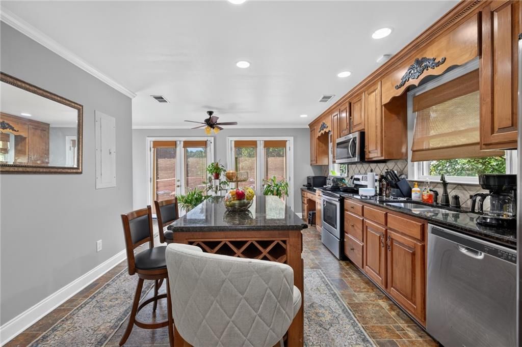 Image 45 of property listing at 4984 Donald Drive, Loganville, GA 30052