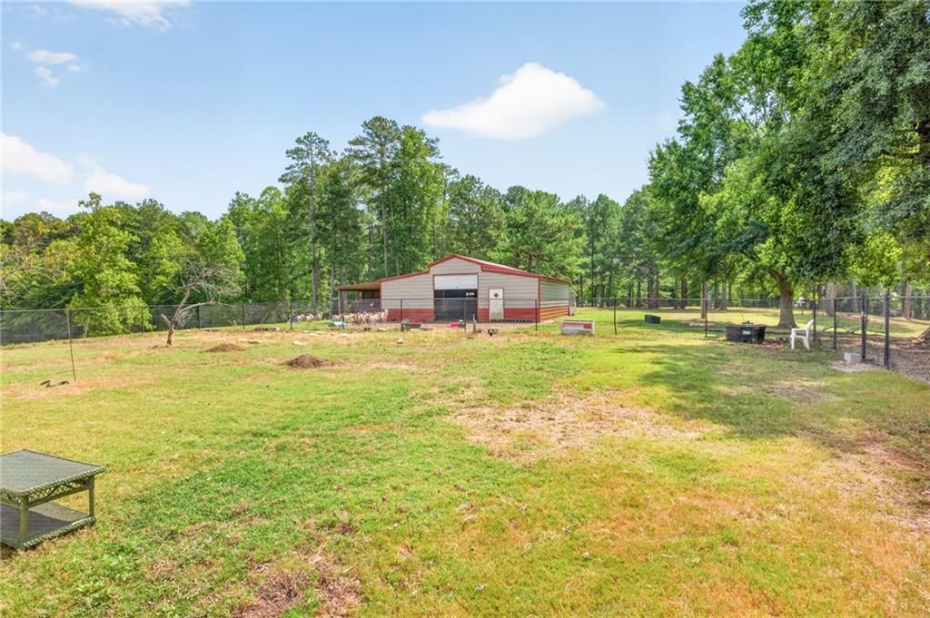 Image 57 of property listing at 4984 Donald Drive, Loganville, GA 30052