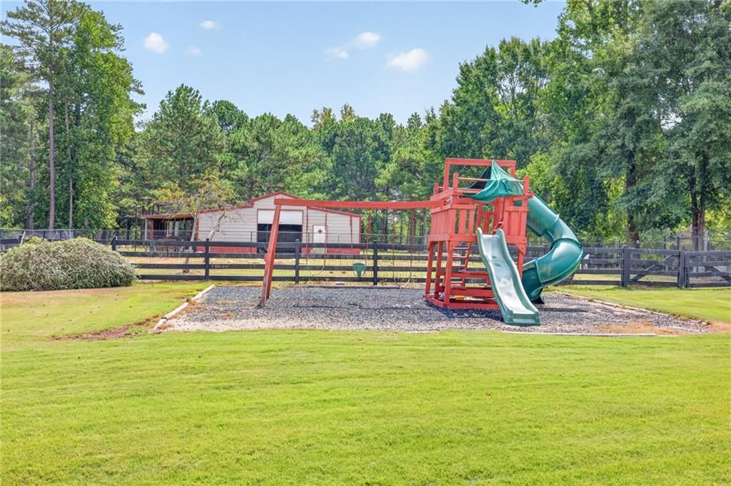 Image 58 of property listing at 4984 Donald Drive, Loganville, GA 30052