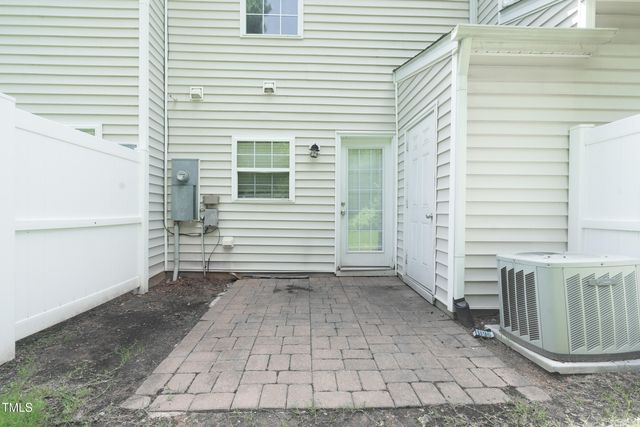 3111 Ivey Wood Lane, Durham, NC 27703