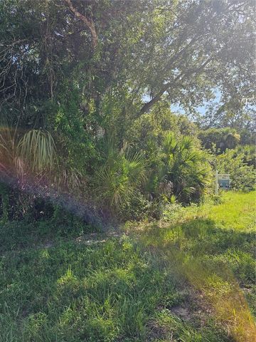 18129 SINATRA AVENUE, Port Charlotte, FL 33954