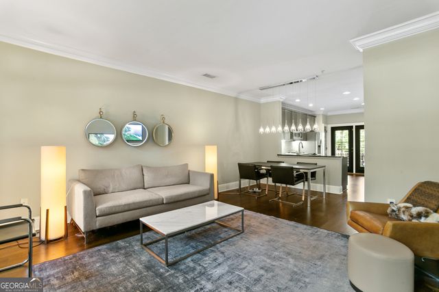 244 Le Gran Bend 63, Atlanta, GA 30328