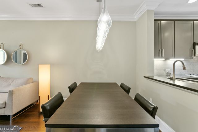 244 Le Gran Bend 63, Atlanta, GA 30328