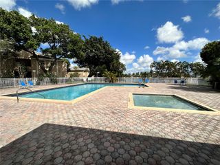 1941 NW 96th Ter 8B, Pembroke Pines, FL 33024