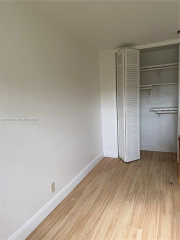 700 Layne Blvd 115, Hallandale Beach, FL 33009