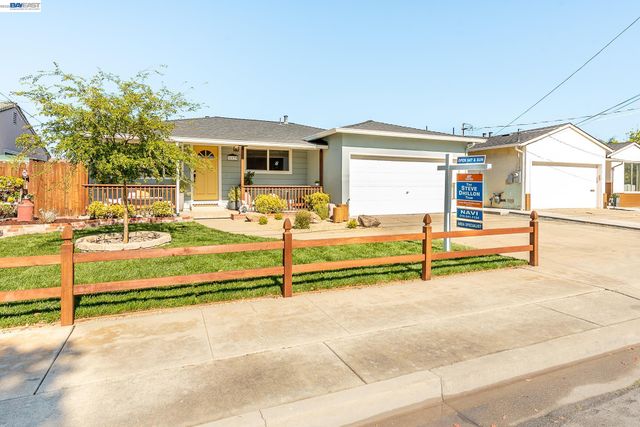 36120 Pizarro Dr, Fremont, CA 94536