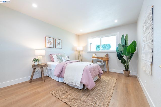 36120 Pizarro Dr, Fremont, CA 94536