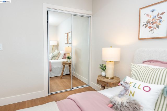 36120 Pizarro Dr, Fremont, CA 94536