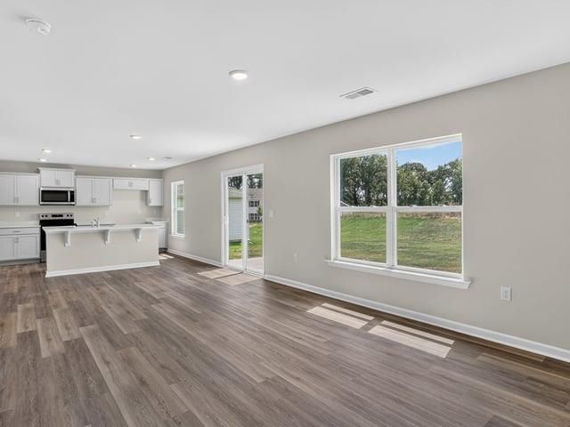1080 Gagmon Drive, Wellford, SC 29385
