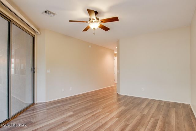 6041 W Ten Star Drive, Tucson, AZ 85713