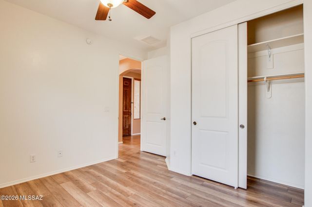6041 W Ten Star Drive, Tucson, AZ 85713