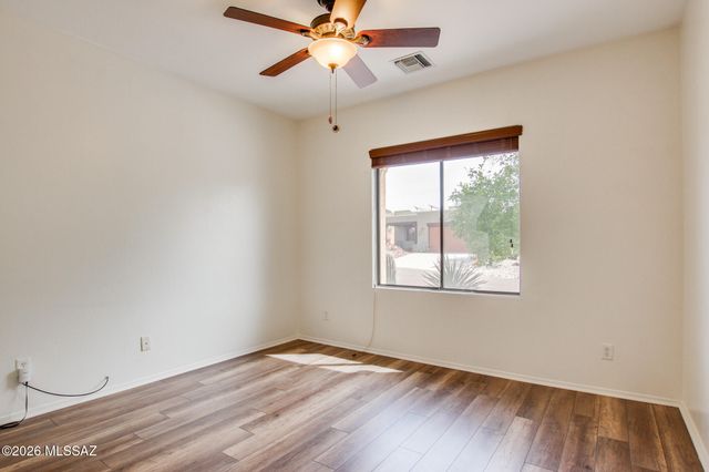 6041 W Ten Star Drive, Tucson, AZ 85713