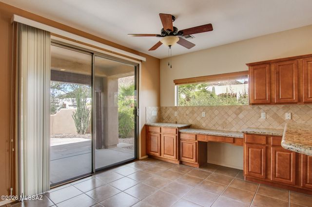 6041 W Ten Star Drive, Tucson, AZ 85713