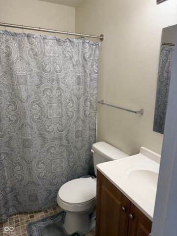 9861 Royce Drive, Indianapolis, IN 46235