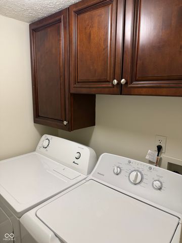 9861 Royce Drive, Indianapolis, IN 46235