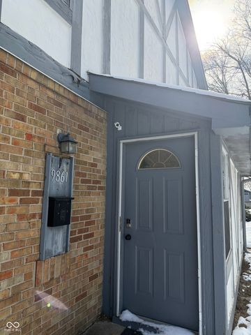 9861 Royce Drive, Indianapolis, IN 46235