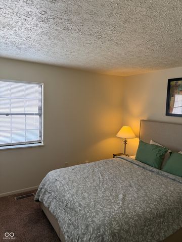 9861 Royce Drive, Indianapolis, IN 46235