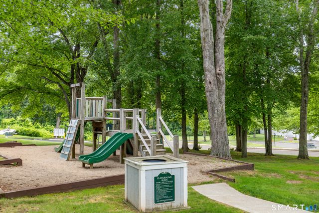 449 Thoreau Street 449, Branford, CT 06405