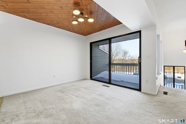 449 Thoreau Street 449, Branford, CT 06405