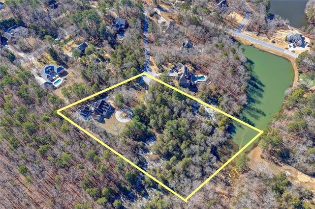 3700 Wickloe Court, Snellville, GA 30039